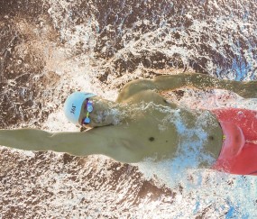 体育竞猜网站-萨拉赫绝境铁闸，惊魂一刻铸就胜利，沉默防守引爆全球热议，萨拉赫绝境铁闸定胜局，沉默防守震撼全球